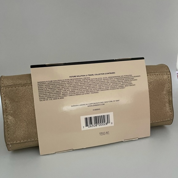 Shiseido Future Solutions LX 5pc travel set - Picture 2 of 3